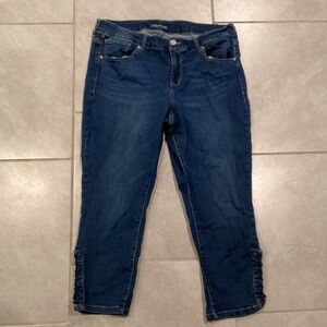 Maurices Cropped Jeans